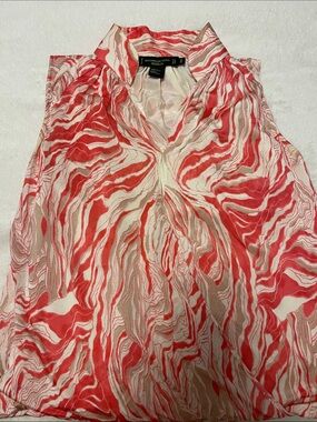Shanghai Tang Coral and Cream Sleeveless V-Neck Silk Blouse